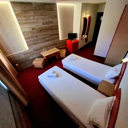 Korona Hotel Blagoevgrad Esterno foto