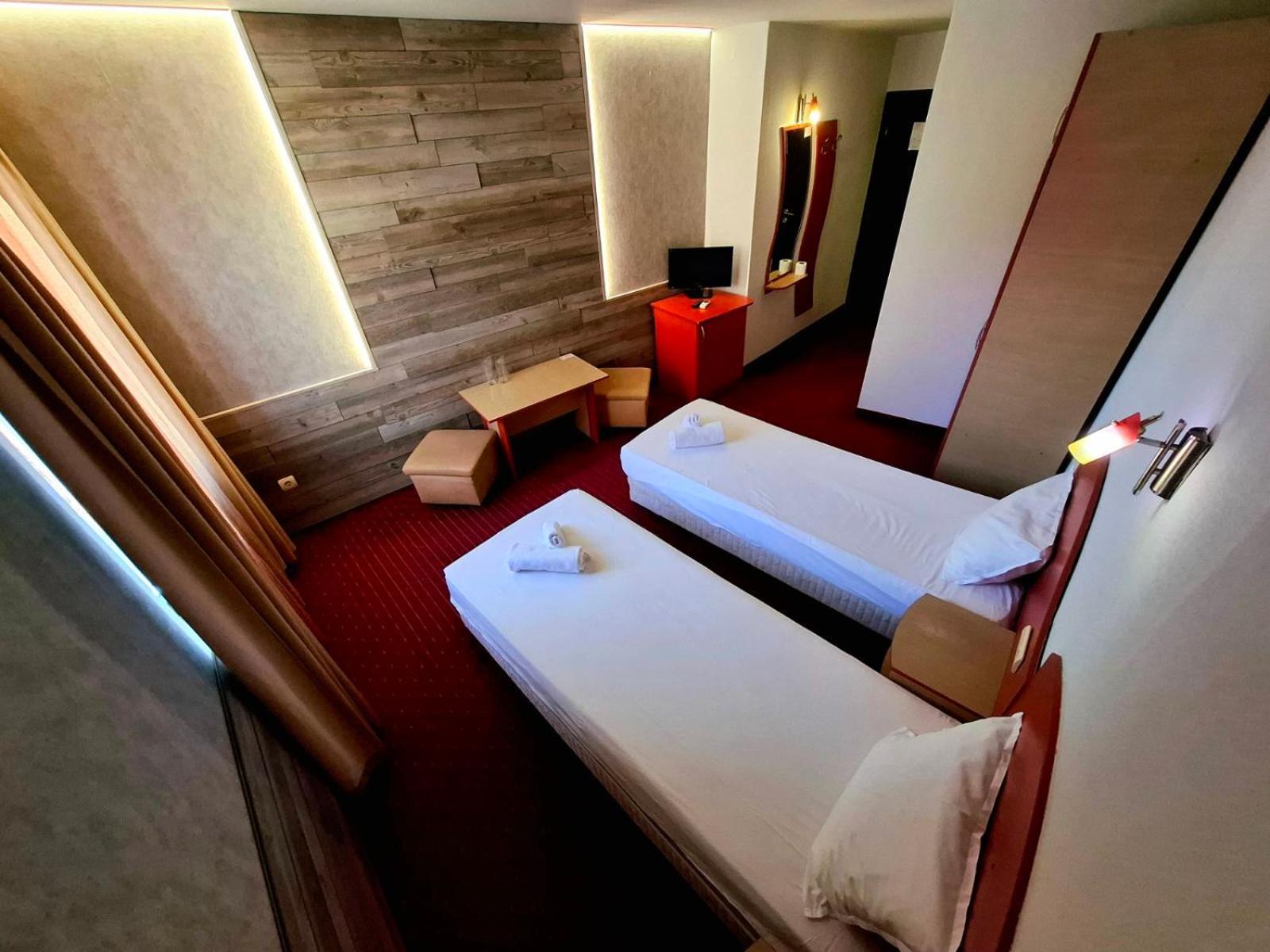 Korona Hotel Blagoevgrad Esterno foto